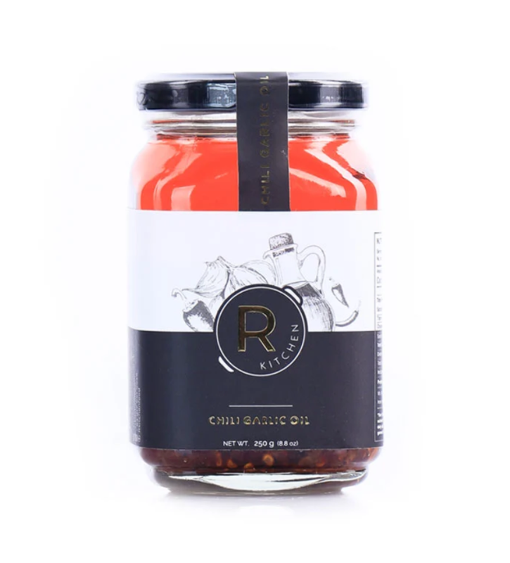 R Kitchen Chili Garlic Oil
