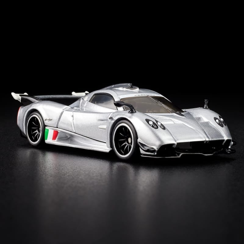 Hot Wheels® Red Line Club™ '21 Pagani Huayra R - Compra Internacional