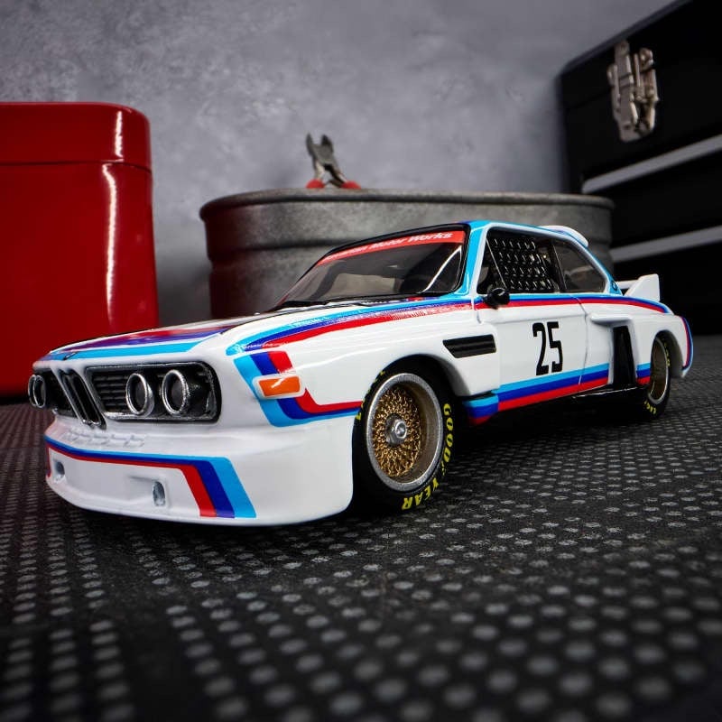 Hot Wheels® Elite 64 BMW 3.0 CSL RACE de 1975 - Compra Internacional