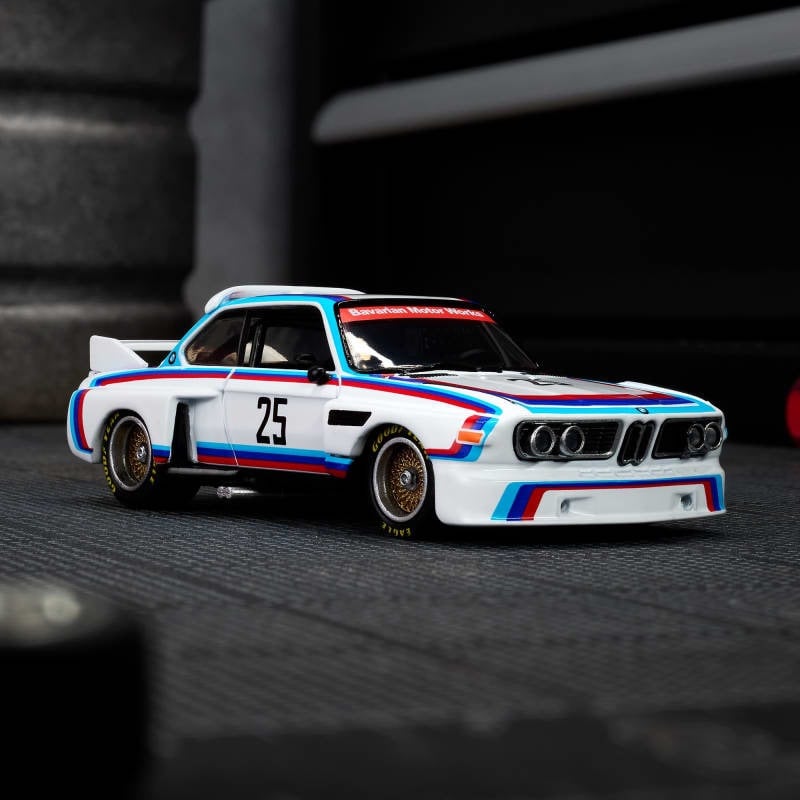 Hot Wheels® Elite 64 BMW 3.0 CSL RACE de 1975 - Compra Internacional