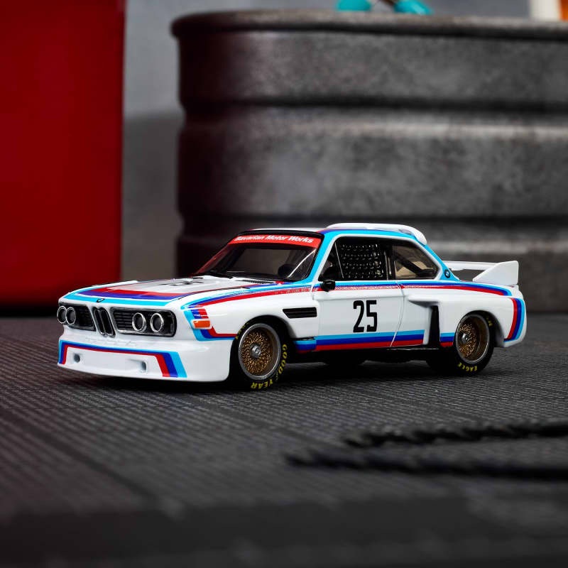 Hot Wheels® Elite 64 BMW 3.0 CSL RACE de 1975 - Compra Internacional