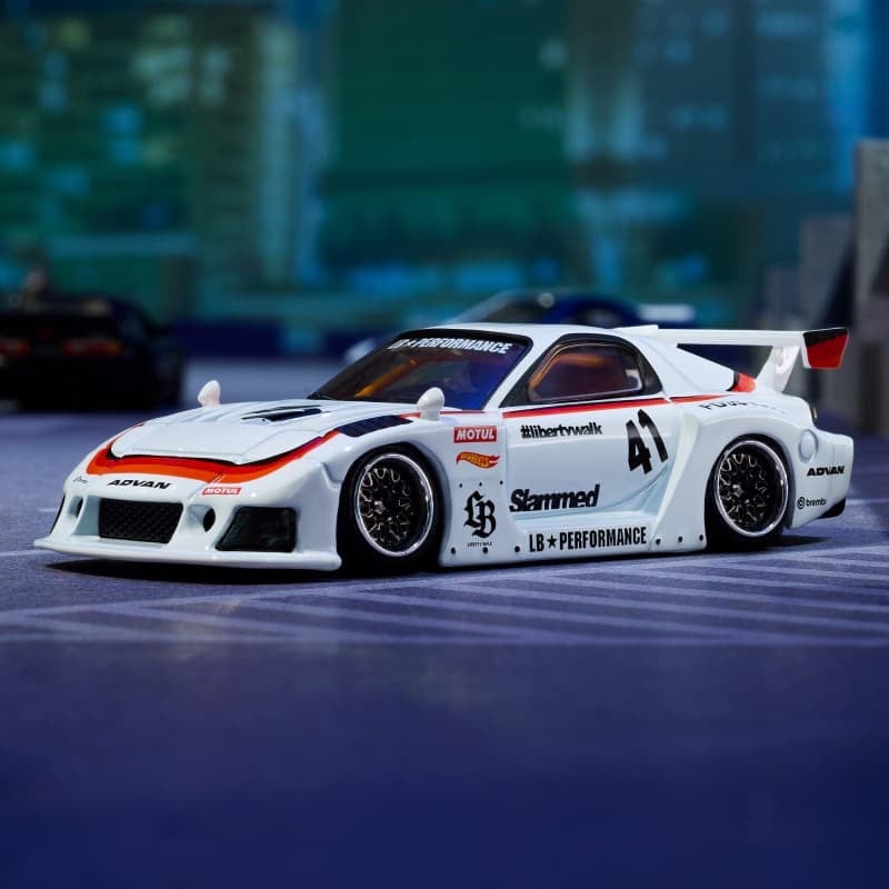 Hot Wheels® Elite 64™ Mazda RX-7 Liberty Walk - Compra Internacional