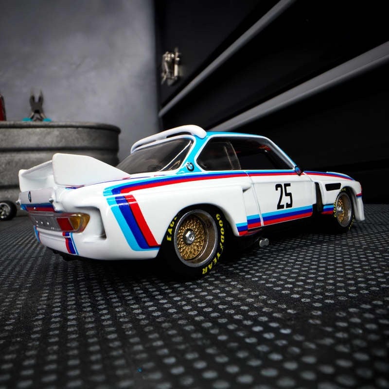 Hot Wheels® Elite 64 BMW 3.0 CSL RACE de 1975 - Compra Internacional