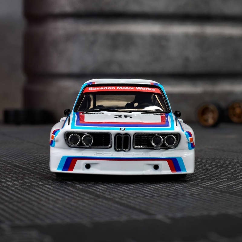 Hot Wheels® Elite 64 BMW 3.0 CSL RACE de 1975 - Compra Internacional