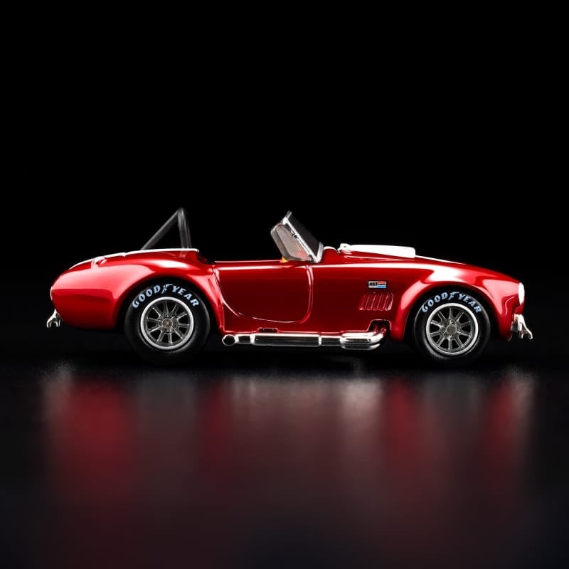 Hot Wheels® Red Line Club™ 1965 Shelby Cobra 427 S/C - Compra Internacional