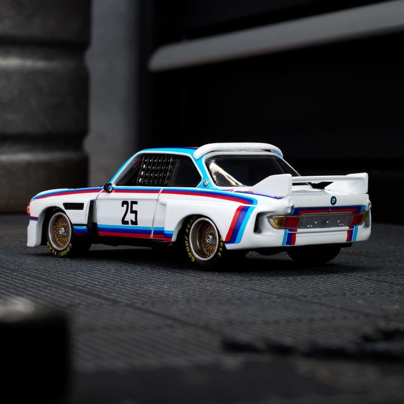 Hot Wheels® Elite 64 BMW 3.0 CSL RACE de 1975 - Compra Internacional