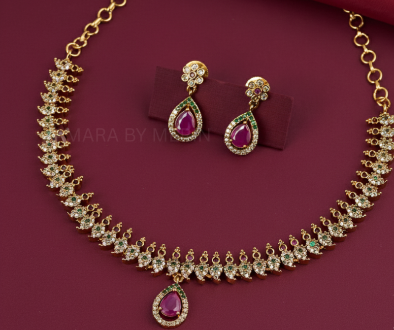 NOIRE shine - Gold plated AD stone necklace with earrings AM14010