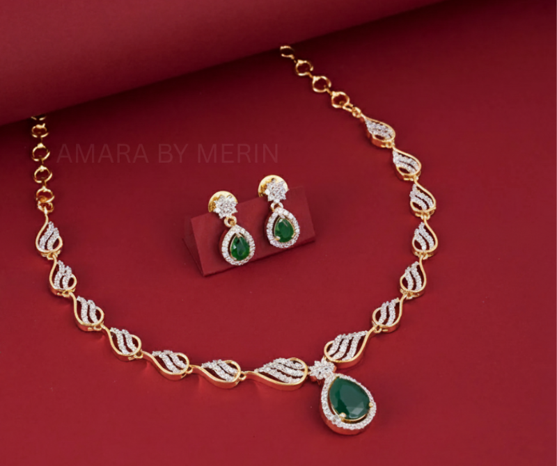 Emerald green and white AD stone necklace - AM14008