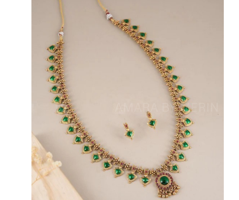 Paalakka Haaram - Green with earrings AM13003