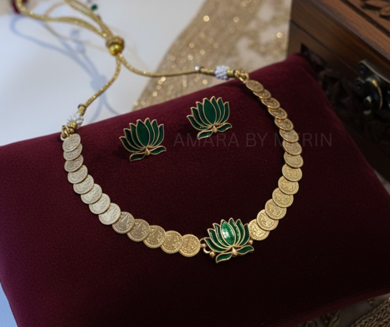 Lotus Coin Necklace AM14023