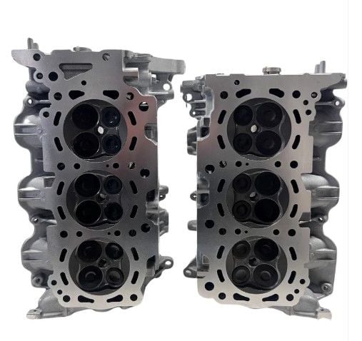 Tete cylindre 11101-39745 RH / 11102-39225 LH | Toyota 4Runner 2010-2013 /  FJ Cruiser 2007-2017 / Tundra 2006-2009 / 1GR (2 Cylinder Head)