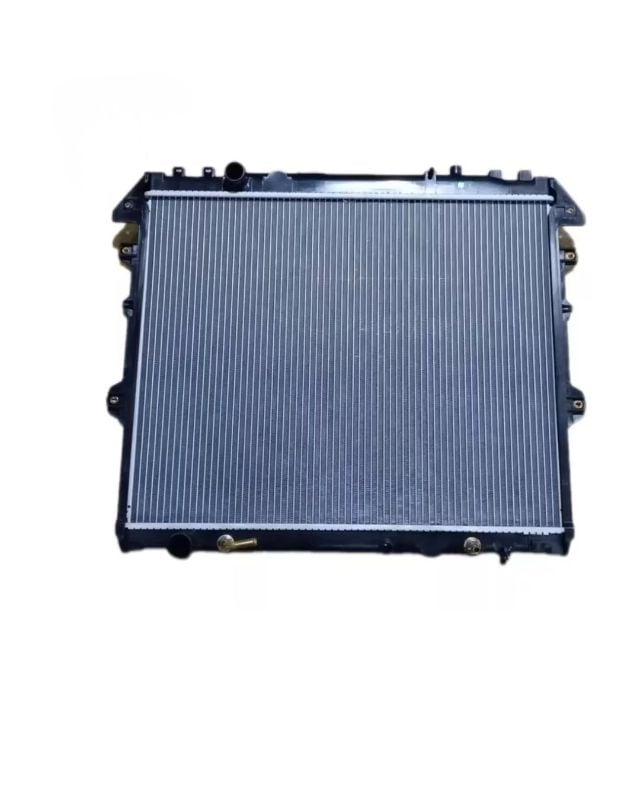 Radiateur 16400-0C210 Avec bouchon | Toyota Fortuner 2TR 2005-2015