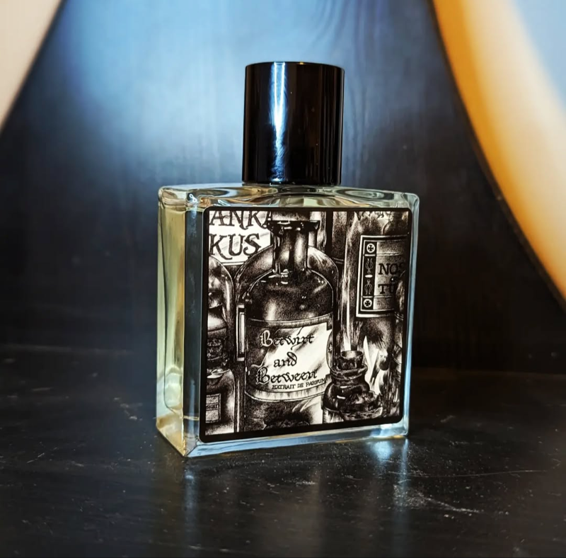 Anka Kus Parfum - Betwixt & Between Extrait