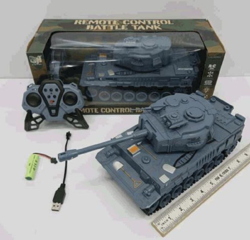 Remote Control 360 Rotating Turret Army Battle Tank for Boys with Light & Sound, Military Tank for Your Kids (DH666-68B)