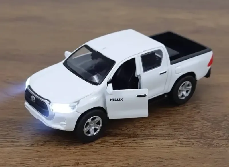 Toyota Hilux Vigo 1:36 Die Cast Model Metal Toy Car