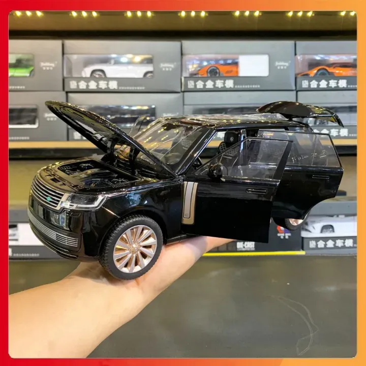 Big 1:18 Scale Range Rover Land Rover 4x4 Model Car Diecast Realistic Details Heavg Weight TM (CZ801A)