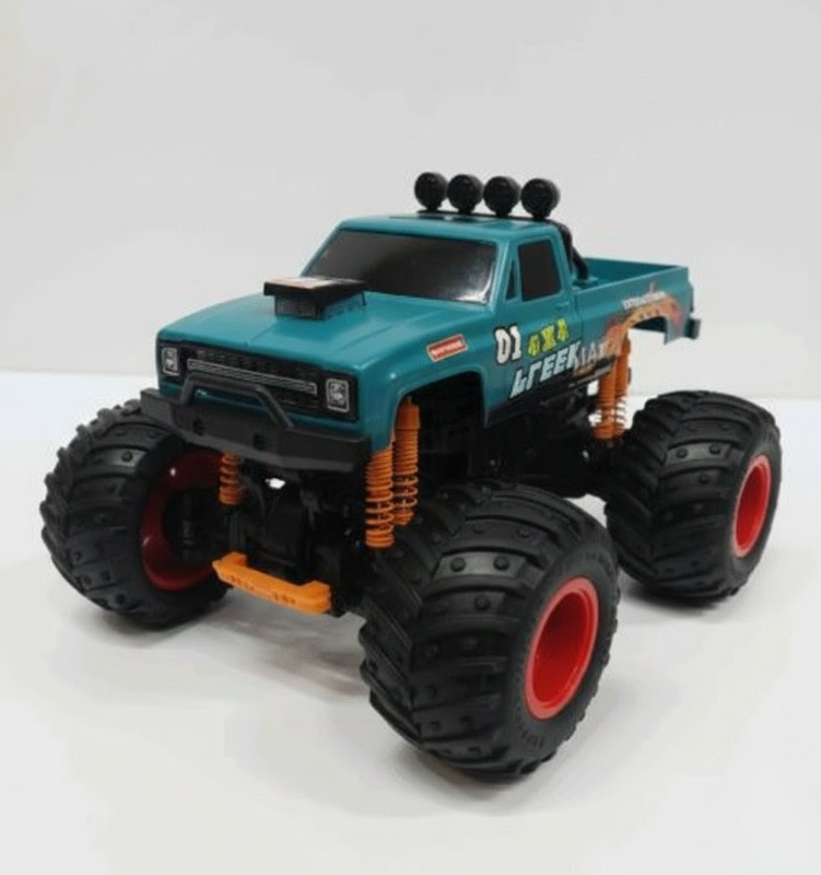 Big 1:16 Off Road 4WD Monster Truck 2.4Ghz Powerful high speed (816D)