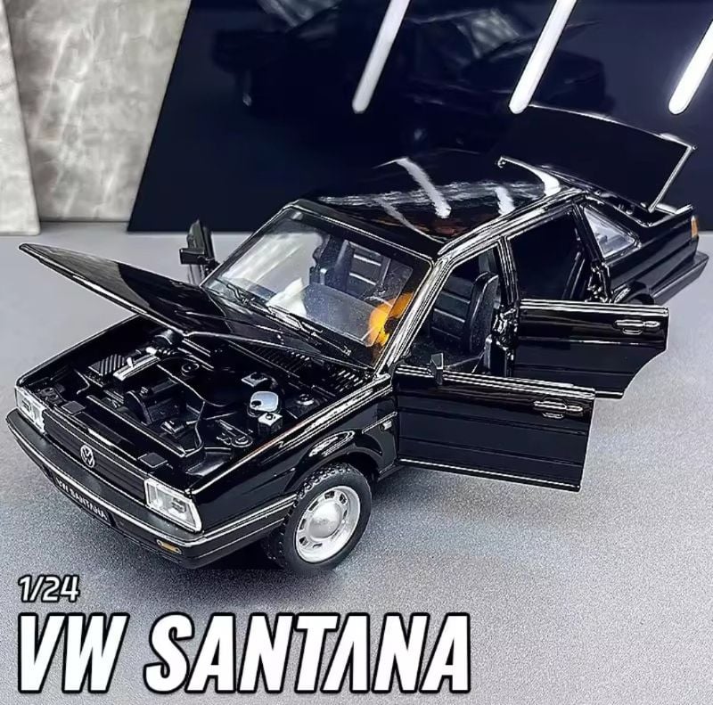 Classic 1:24 Volkswagen Santana diecast car model (B243)