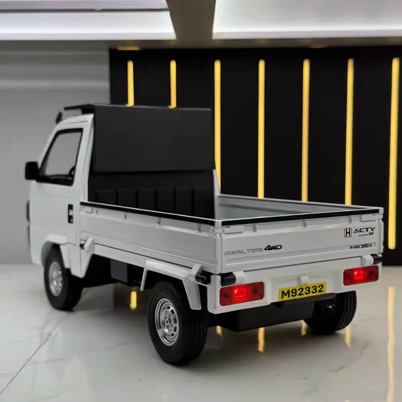 🚚 Big 1:18 Honda ACTY 4WD Truck Diecast Model | Full Metal Collector Edition KT (M92332-6)