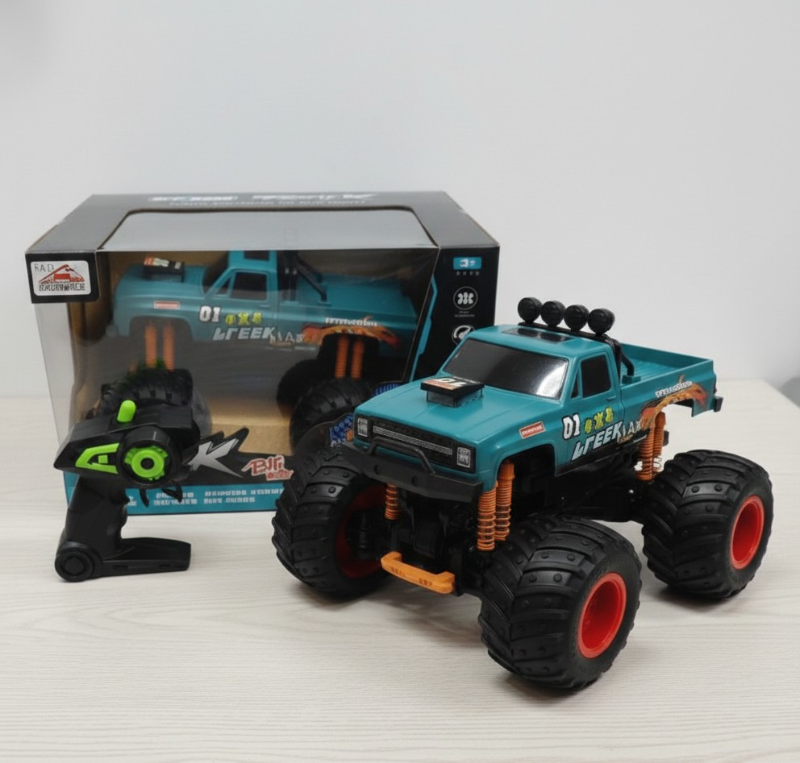 Big 1:16 Off Road 4WD Monster Truck 2.4Ghz Powerful high speed (816D)