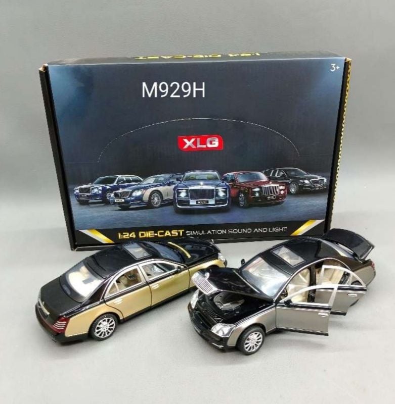 1:24 Mercedes-Maybach 62S Diecast Car Toy with Lights and Music (M929H)