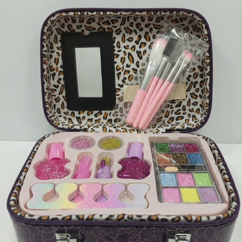 Princess Girls Mekeup Set with Zip Bag Portable High quality nontoxic for children KT (661-4)