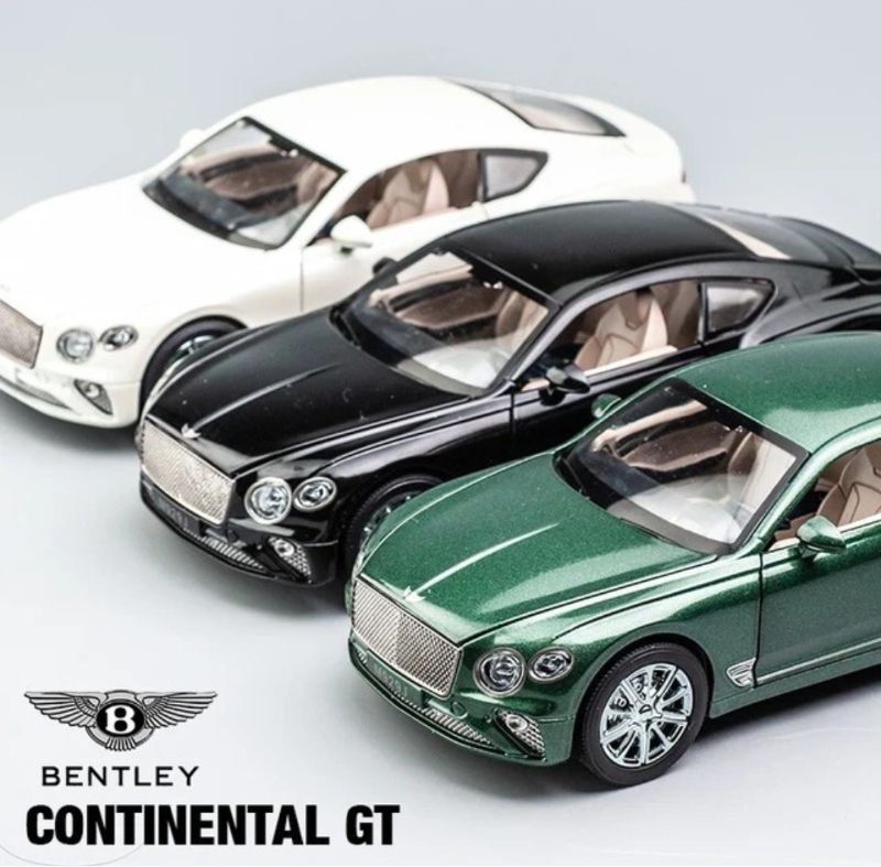 1:24 Bentley Continental GT Smoke Diecast Model Car (CZ140AD)