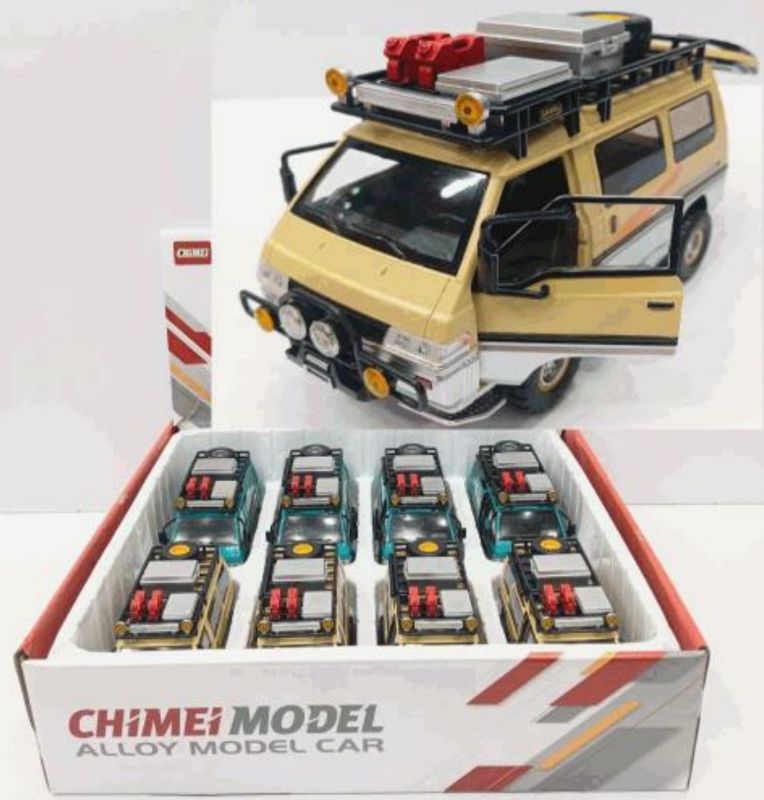1:24 Diecast Mitsubishi Delica Van Model (M358)