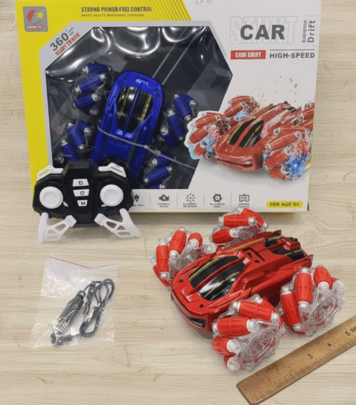 2.4G 4WD Remote Control Car Double-sided with Lights Drift RC Toys Stunt Car Climbing (CX81)