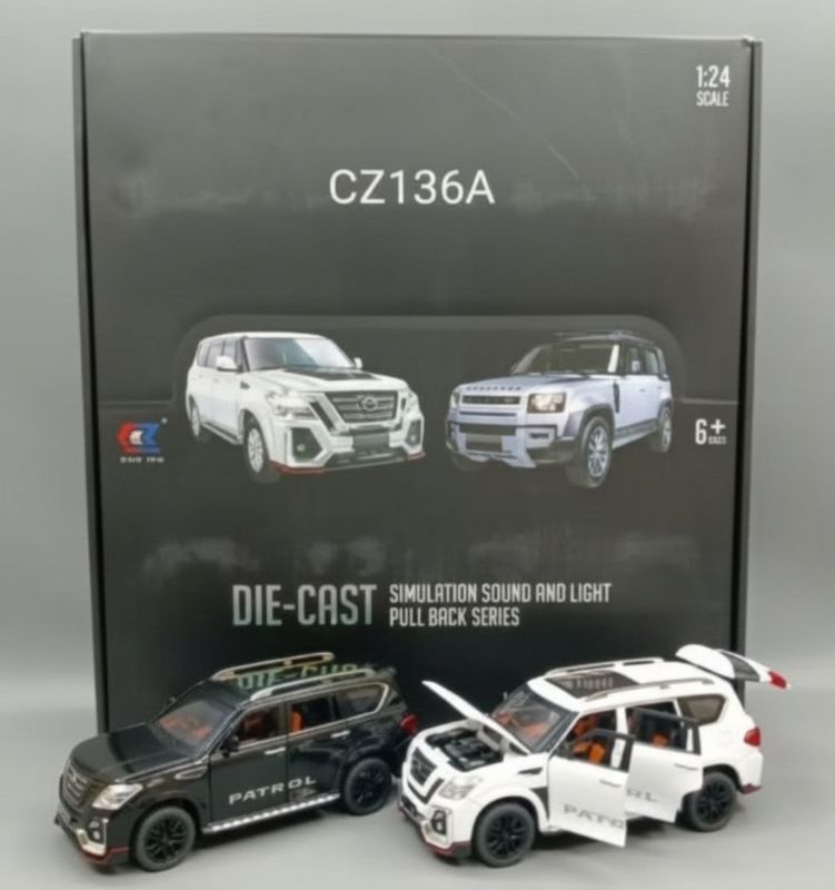 1:24 Nissan Patrol Off road Diecast Model Car sounds light (CZ136A)