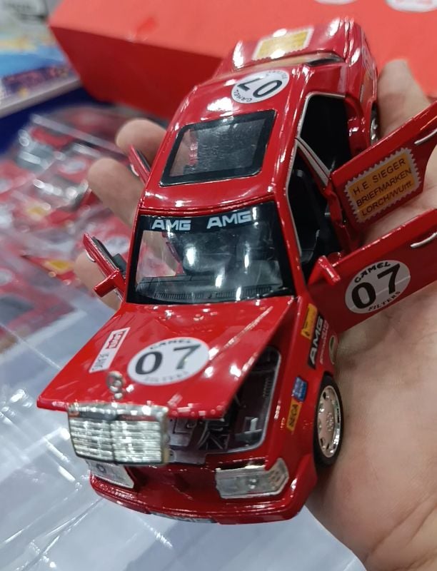 1:32 ModifiednMercedes-Benz S-Class (W140) AMG Diecast Model Car open doors sound light KT HY028EZ
