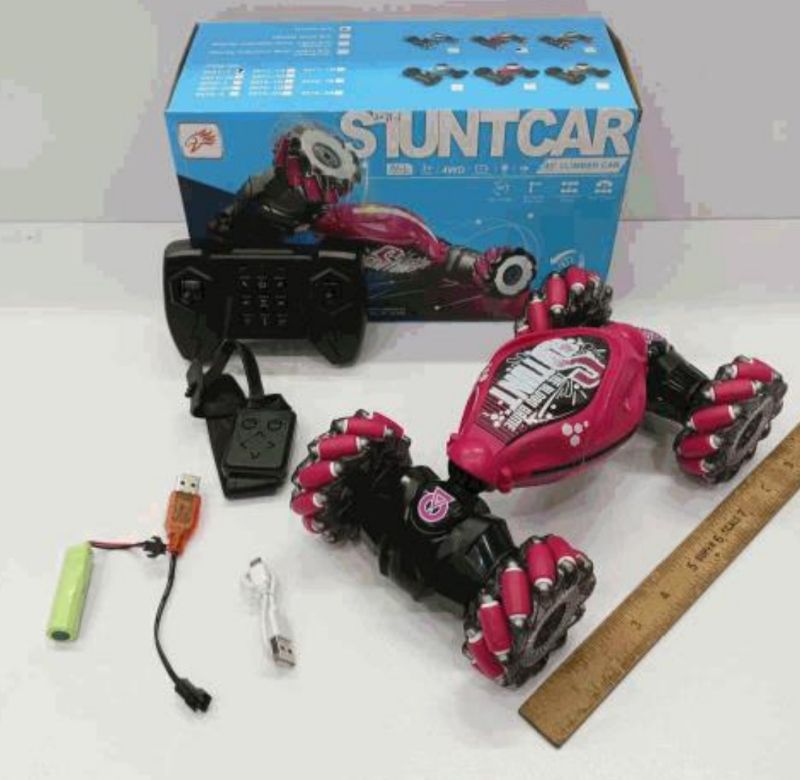 Drift 2in1 Remote & Gesture Sensing RC Stunt Car 2.4GHz 4WD