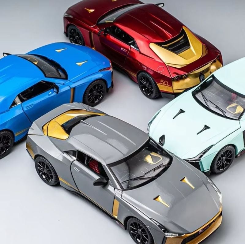 1:24 Diecast Nissan GT-R50 by Italdesign model car toy (DC24242)