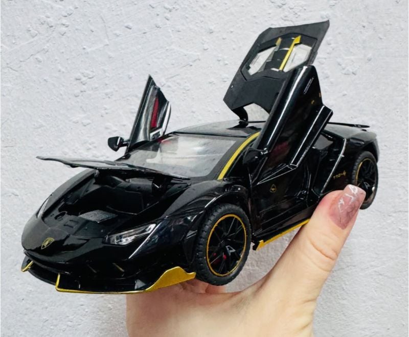 1:24 Lamborghini Centenario spraying features diecast (CZ25AD)