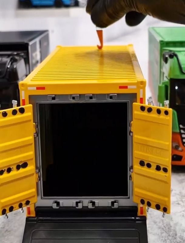 1:24 Premium Container Transport Truck Diecast Heavy Quality Metal Big Size Open Doors Sounds Light 12inches KT (53522-43)