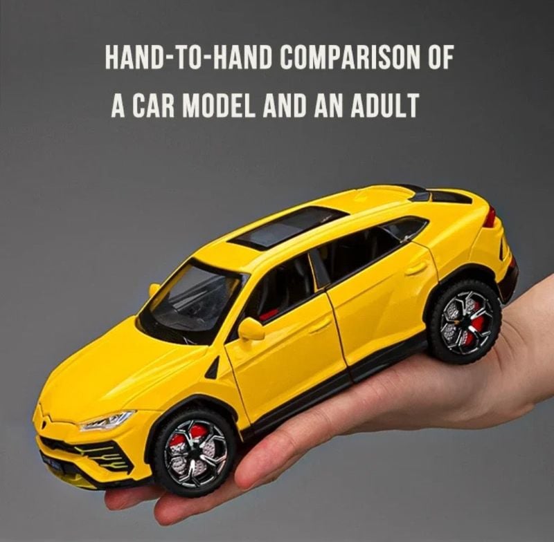 Che Zhi 1:24 scale die-cast Lamborghini Urus model car (CZ141)