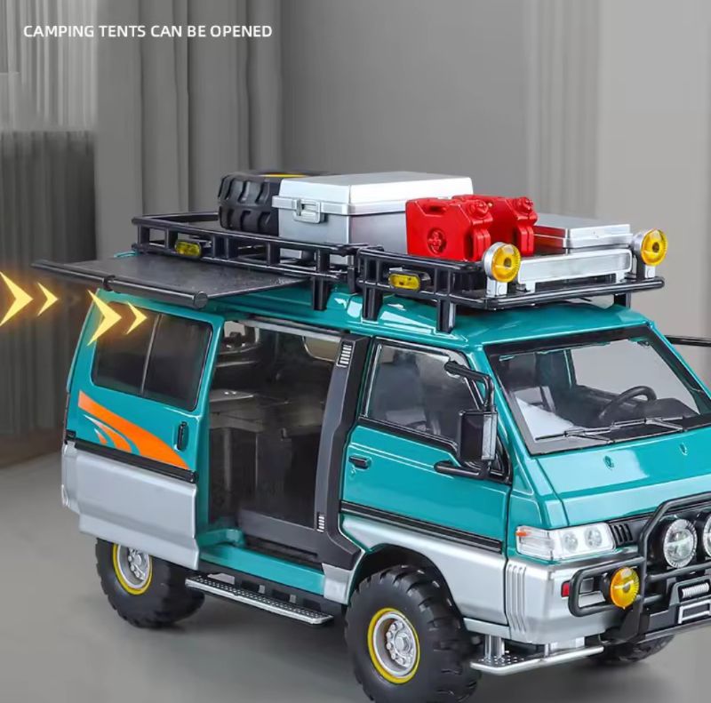 1:24 Diecast Mitsubishi Delica Van Model (M358)