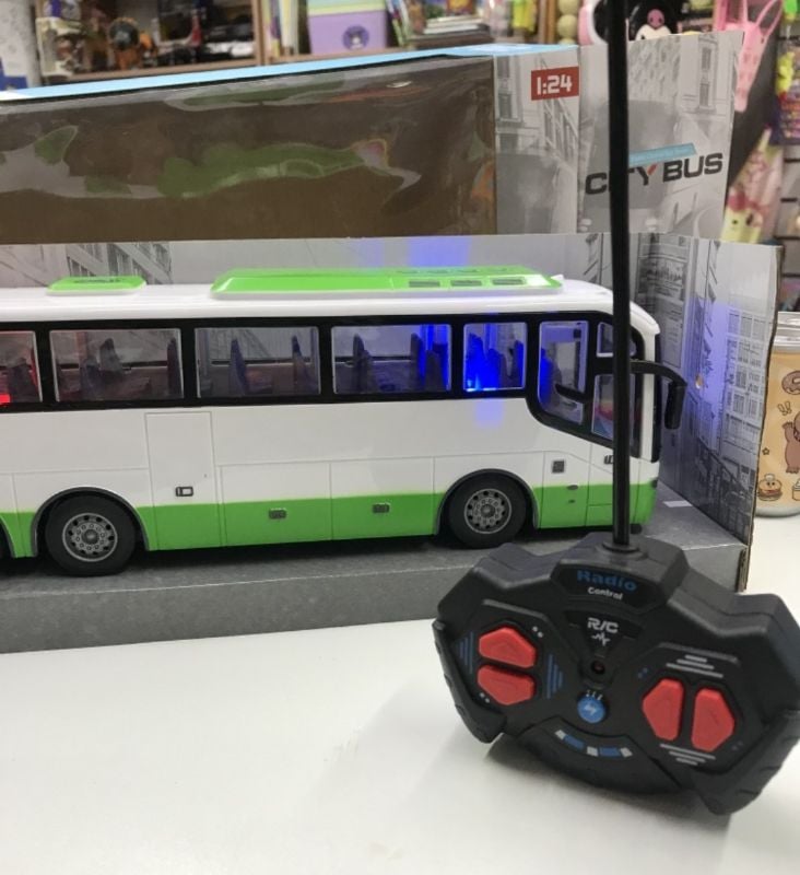 Big City Bus remote control (RC) toy (195-3)