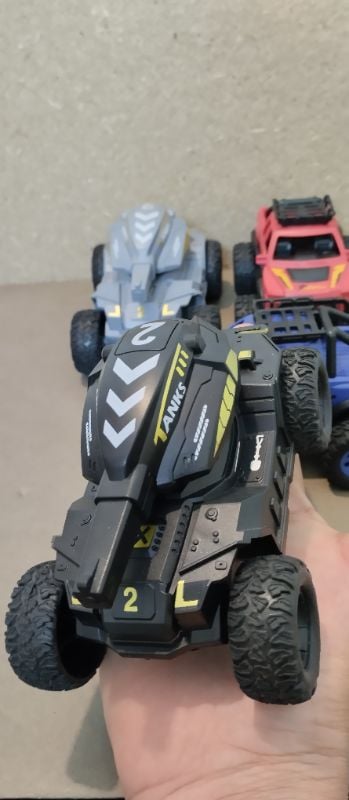 Unbreakable 4 Wheels off-road vehicle Friction Powered Trucks Inertia