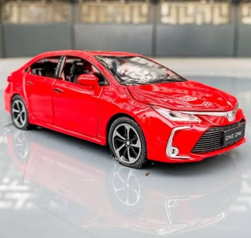 1/32 Scale Corolla Grande Diecast Sound Light Gift Toy car (CZ40A)