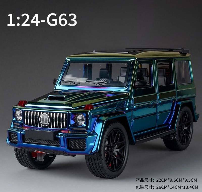 1:24 Mercedes-AMG G 63 Brabus G800 diecast model car (CZ209A)