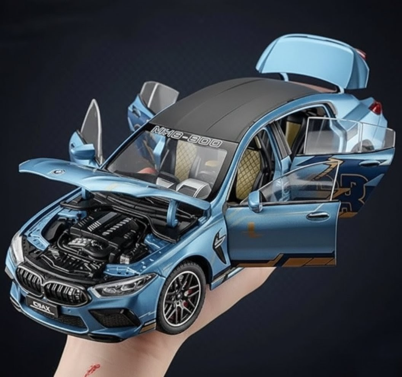 1:24 Scale BMW M8 Diecast Metal Model car Sound light Open all sides (CZ167)