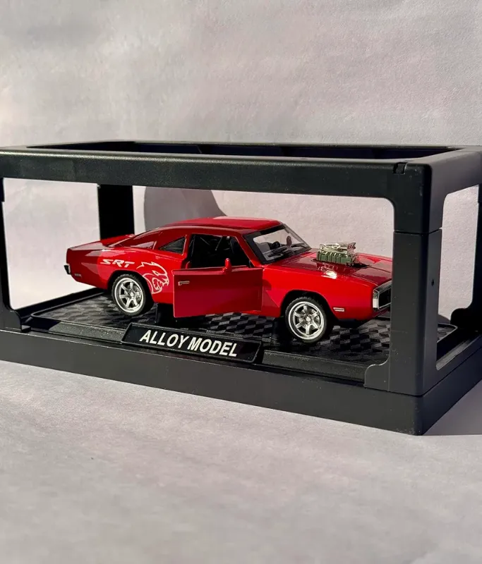 1:28 Scale 1970 Dodge Charger Classic Diecast Display Case (6677-22)