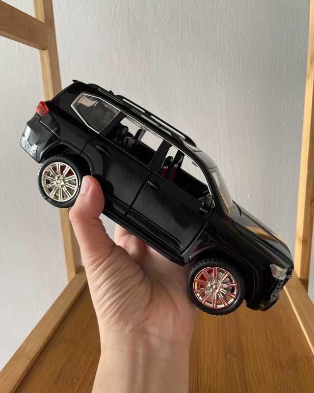 1:24 scale Toyota Land Cruiser LC300 GR Sport Suv 4x4 diecast model opens all sides black colour KT (1901-202)