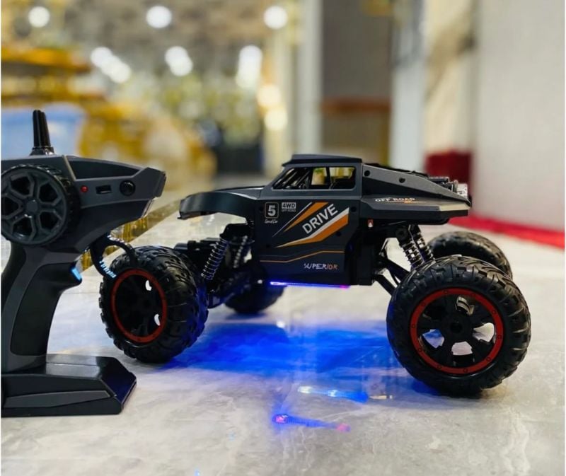 Powerful Drifting Off-Road RC Monster Truck 4WD 1:14 2.4GHz Radio Control (XJD575-88)