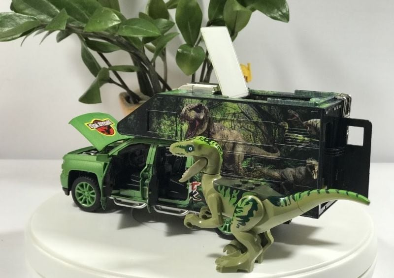 1:24 scale Diecast Dinosaur Adventure Car van (CZ021A )