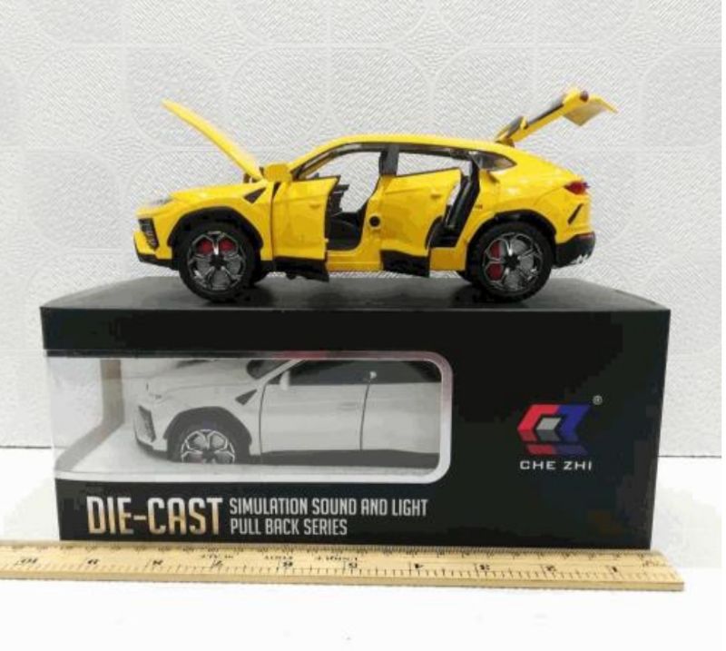 Che Zhi 1:24 scale die-cast Lamborghini Urus model car (CZ141)