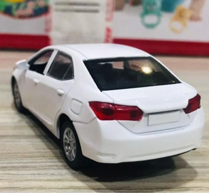 Carolla Grande Diecast 1:36 Gift Toy for kids (COROLLA JS1123)