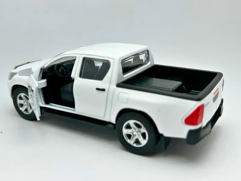Toyota Hilux Vigo 1:36 Die Cast Model Metal Toy Car