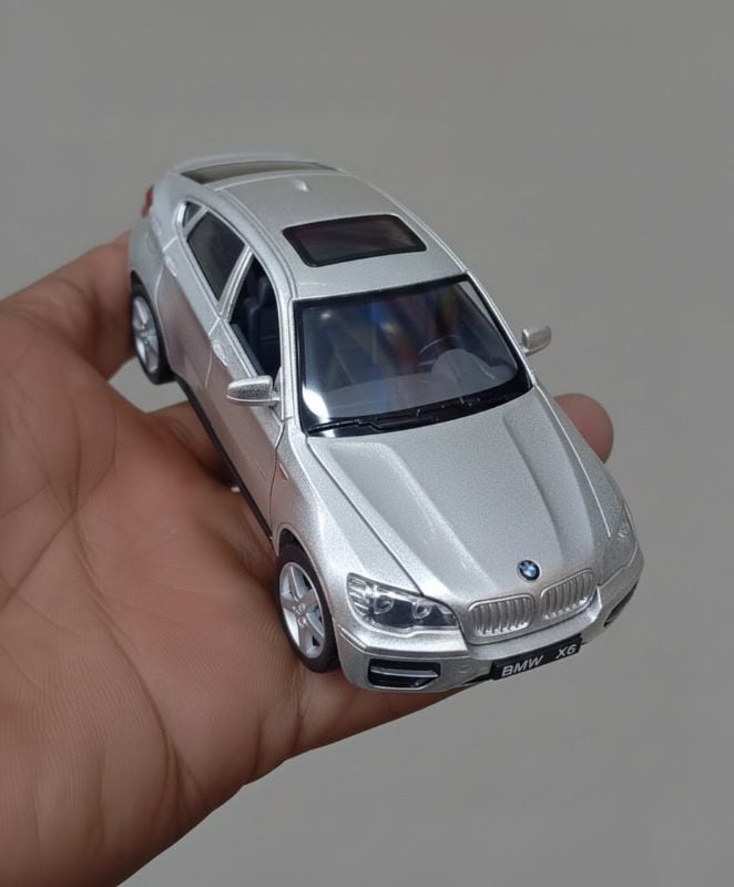 Kinsmart BMW X6 Scaled Model Metal Pull Back Die Cast Silver colour